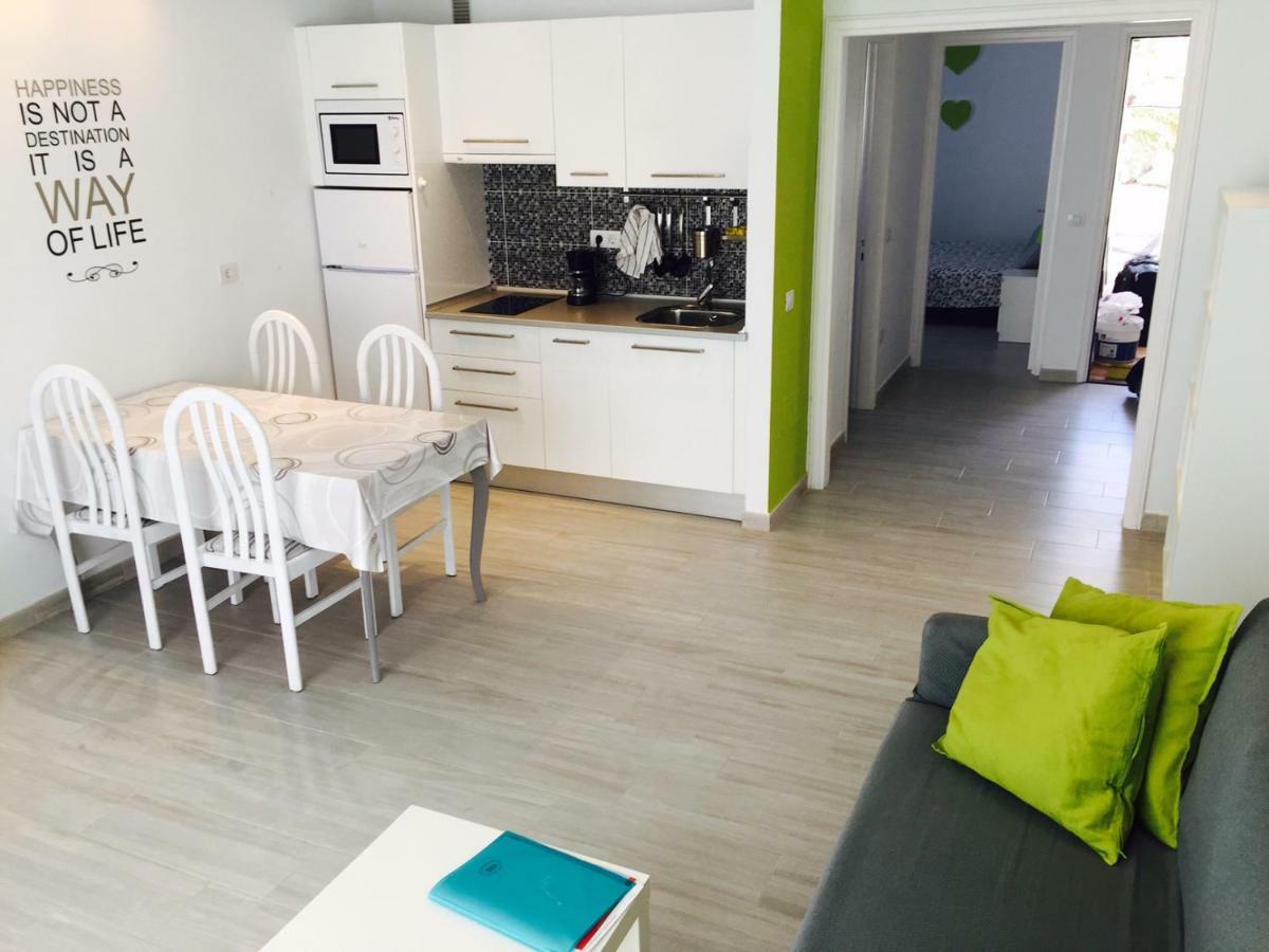 Pistachio Apartment 323 - Lanzarote Apartment 코스타 테기세 외부 사진